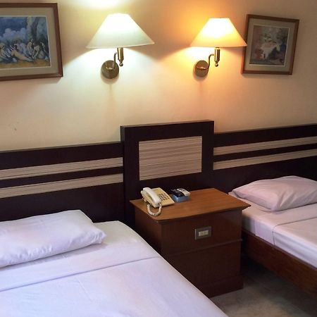 Sri Ratu Hotel Legian Exteriér fotografie