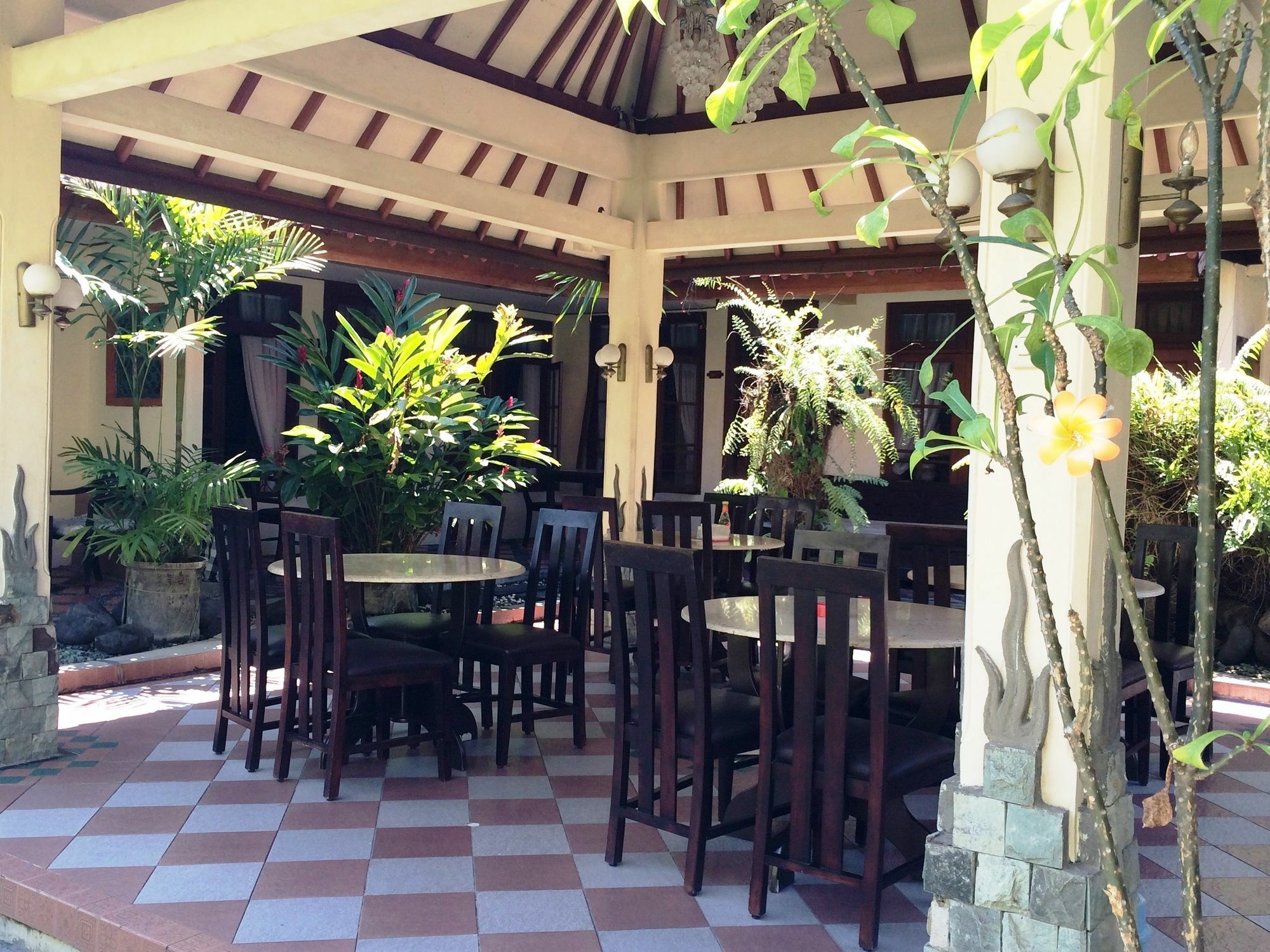 Sri Ratu Hotel Legian Exteriér fotografie